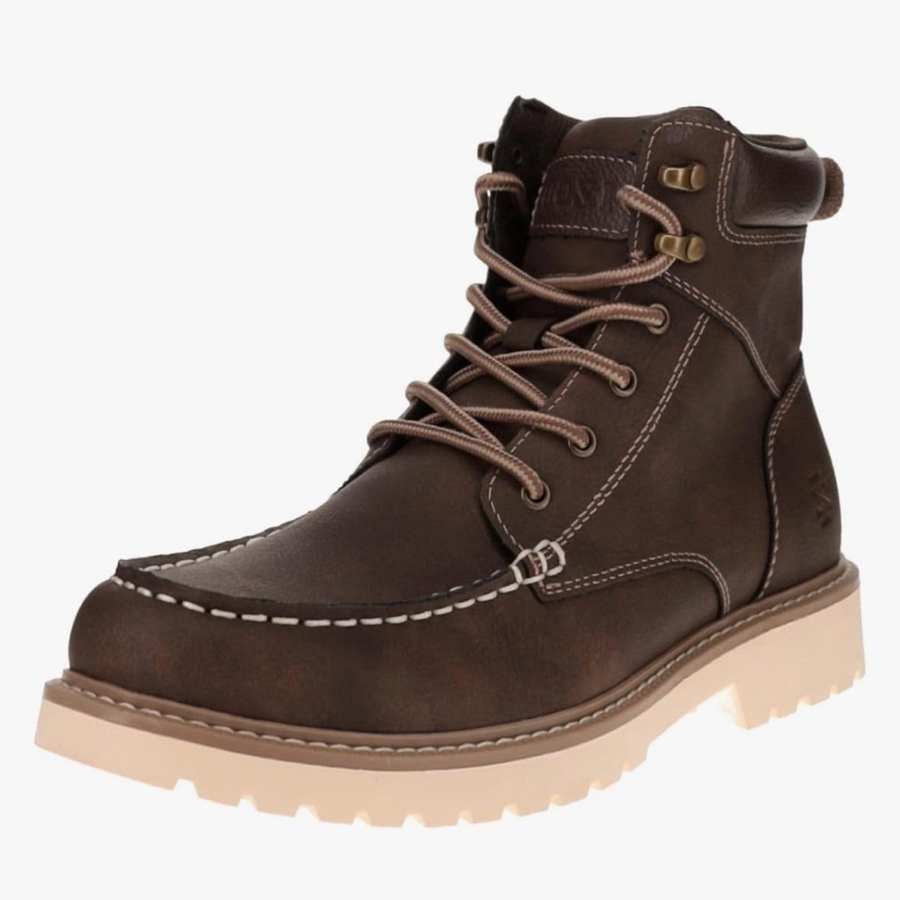 NIB Izod Miles lace-up boot